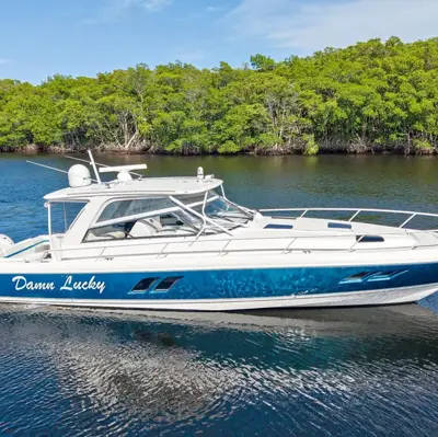 2019 Intrepid 475 sport yacht