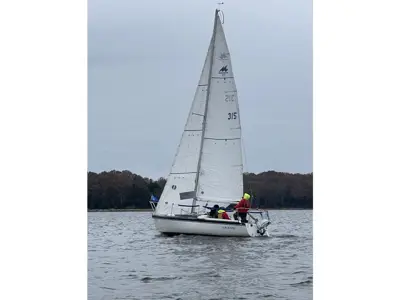 25' Merit 25