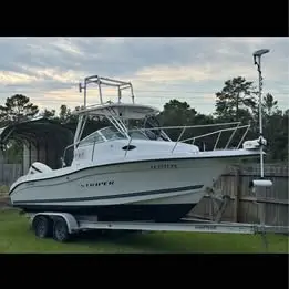 24 foot striper sea swirl walk around offshore fishing boat