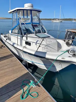 1998 23’ Trophy Boat ready for the water