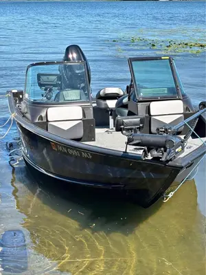 2022 Alumacraft Competitor