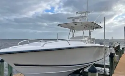 2004 Venure 34 Cuddy