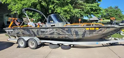 2017 SeaArk procat 240