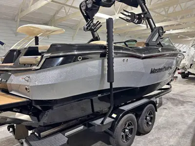 2022 Mastercraft Xstar S