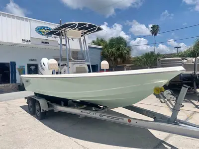 2027 Bulls bay 2200 XS