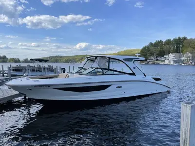 2020 Sea Ray 350 SLX