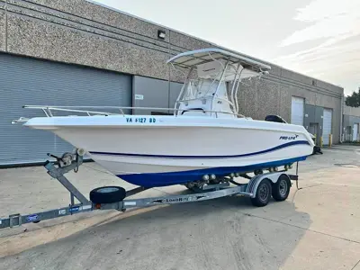 2004 Proline 23 Sport and trailer