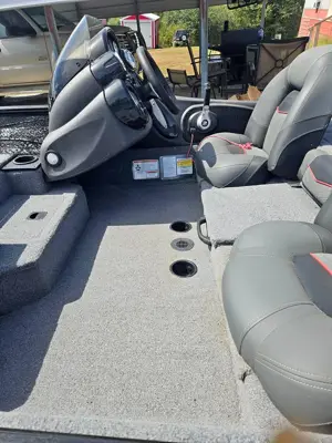 2022 Tracker Bass Boat