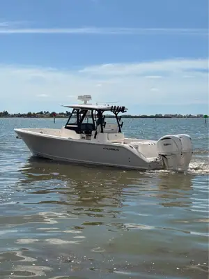 2027 COBIA 305cc