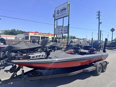 2026 Skeeter ZXE21 SPECIAL COLOR OPTION