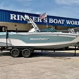 2026 Mastercraft XT24