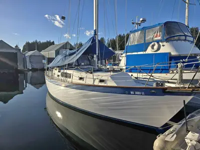 1979 IRWIN 37FT. Fiberglass diesel