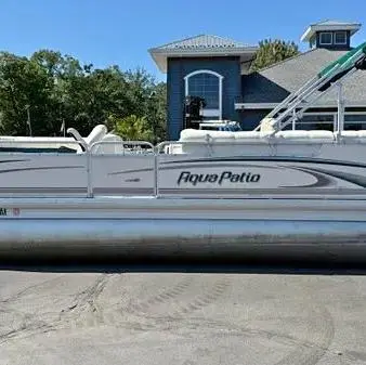2004 AquaPatio 240RE
