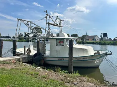 Trawl boat
