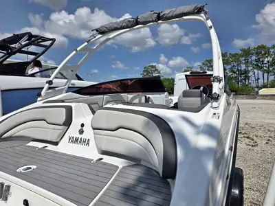 2021 Yamaha AR190