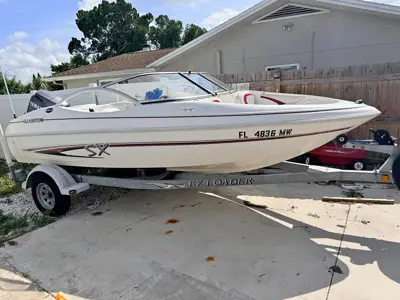 2005 Glastron Sx17