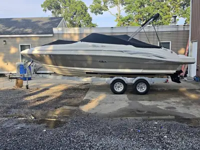 2006 Searay 220 sundeck