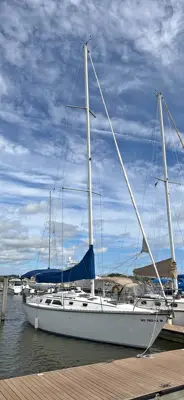 1985 Hunter 34 Sailboat