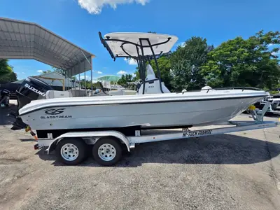 2027 Glasstream 240