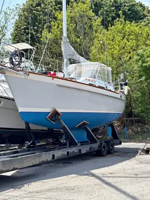Sailboat 38 ft 1990 Irwin center cockpit sloop Original owner