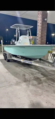 2005 Center console 19ft