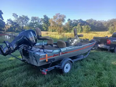 2018 Bass Tracker 40 anniversary alum bottom fishing boat 40 hp 4 stroke.With Trailer.