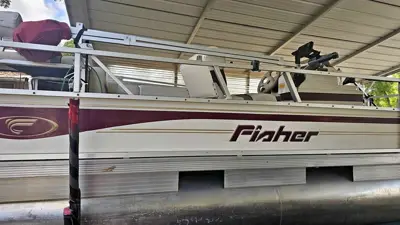 2003 fisher pantoon