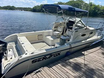 Boat seafox 23 feet