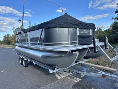 2025 Sunchaser geneva 20 fish/cruise