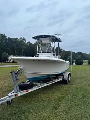 2008 Sea Hunt 207