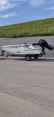 2023 Bayliner element m15