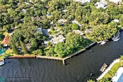 Boat Dock For Rent in Fort Lauderdale, Florida