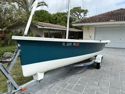 17' Vanguard Nomad 17