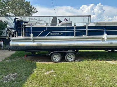 2022 Leisure Craft Leisure Craft