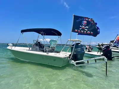 🚤 FOR SALE: 2014 Sailfish 2100BB Bay Boat – JL Audio System w/ Two 10” Subs, Tower Speakers, Garmin