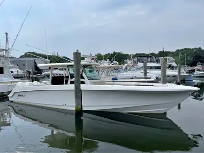 2021 Boston Whaler 380 Outrage