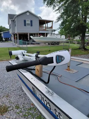 Bass Tracker