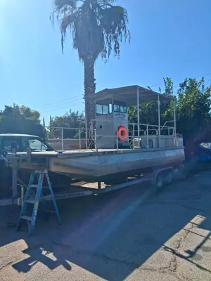 1999 DESIGN CONCEPTS commercial pontoon