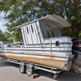 1991 Playcraft Voyager Pontoon Boat