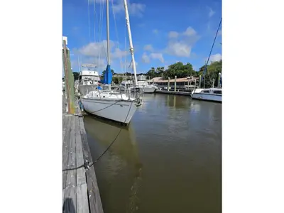 37' Tartan T37
