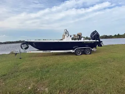 2027 Blazer Bay 2200