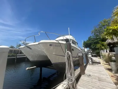 2005 27’ Excite Cat Twin Diesels