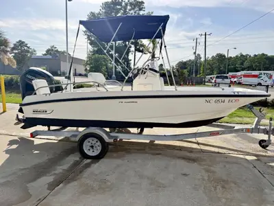 2015 Boston Whaler 170 Dauntless