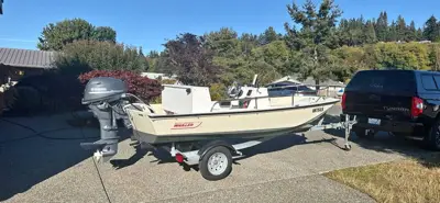 1986 Boston Whaler 13ft sport with newer trailer and engine