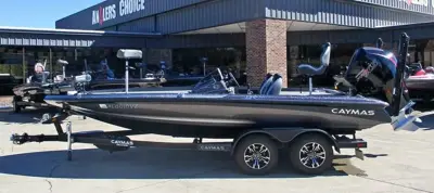 2025 Caymas Boats CX 19