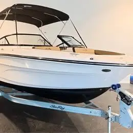2026 Sea Ray SPX 210 OB 200HP Mercury + Trailer