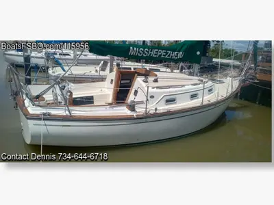 1983 Island Packet 26 — 30ft