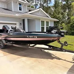2001 Triton tr186