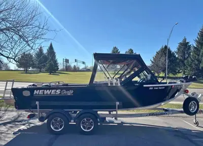 2024 Hewescraft River Runner 200
