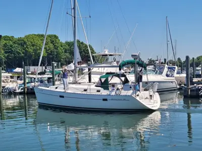 2000 Beneteau 361 Sailing Yacht
